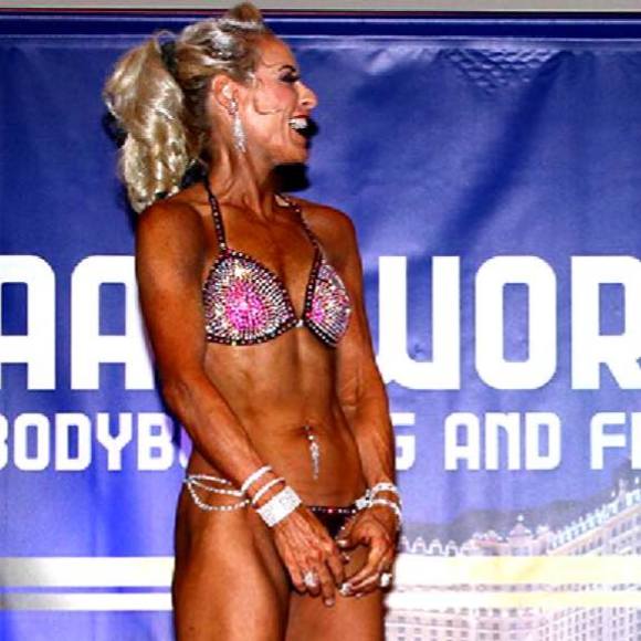 Meet your Posher, Lisa - Picture 1 of 1